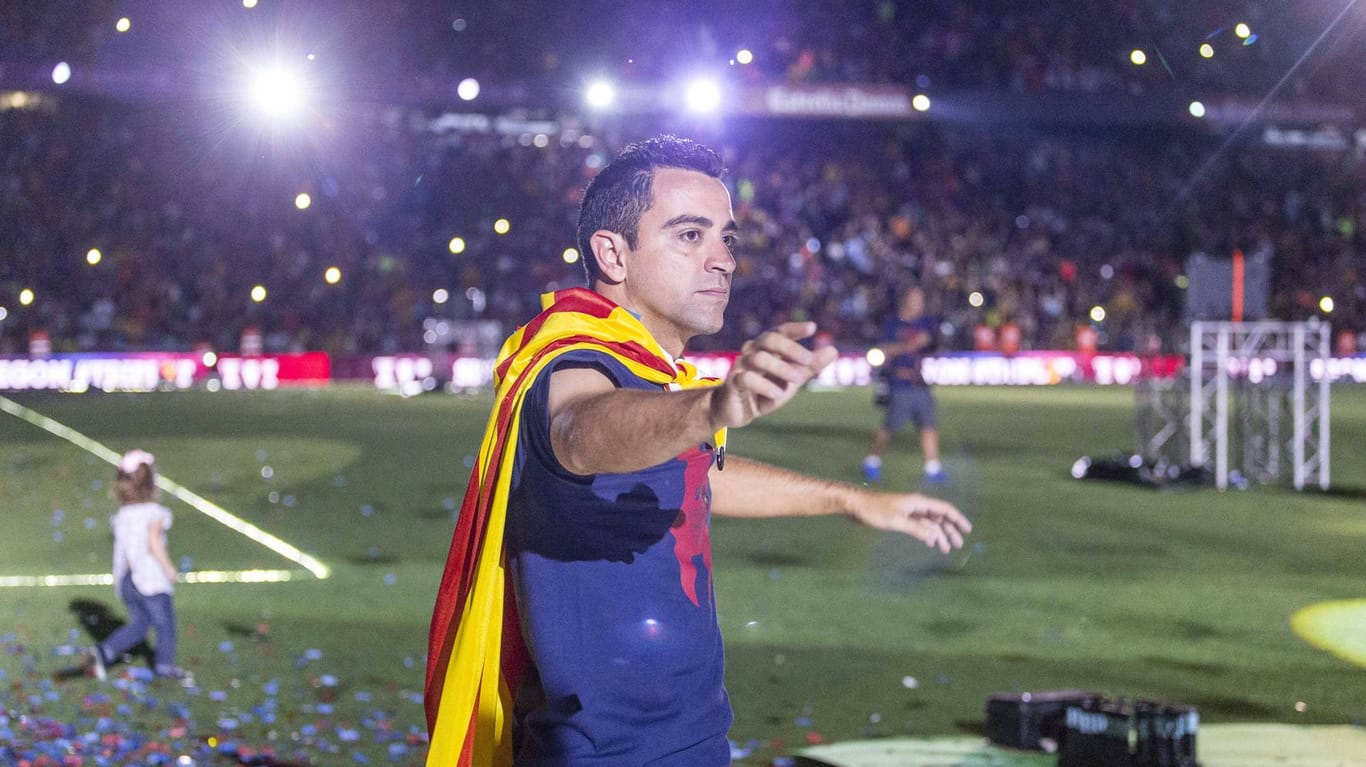 Beeindruckende Titelsammlung: Xavi Hernandez, hier bei der Meisterfeier mit dem FC Barcelona 2015, hat alle großen Wettbewerbe im Fußball gewonnen.