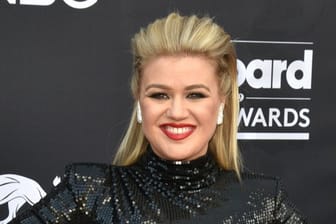 Danach schnell zur OP: Kelly Clarkson bei den Billboard Music Awards in Las Vegas.