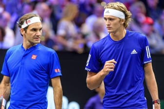Wichtiger Rat: Federer (li.) und Zverev beim Laver Cup im September 2018 in Chicago.
