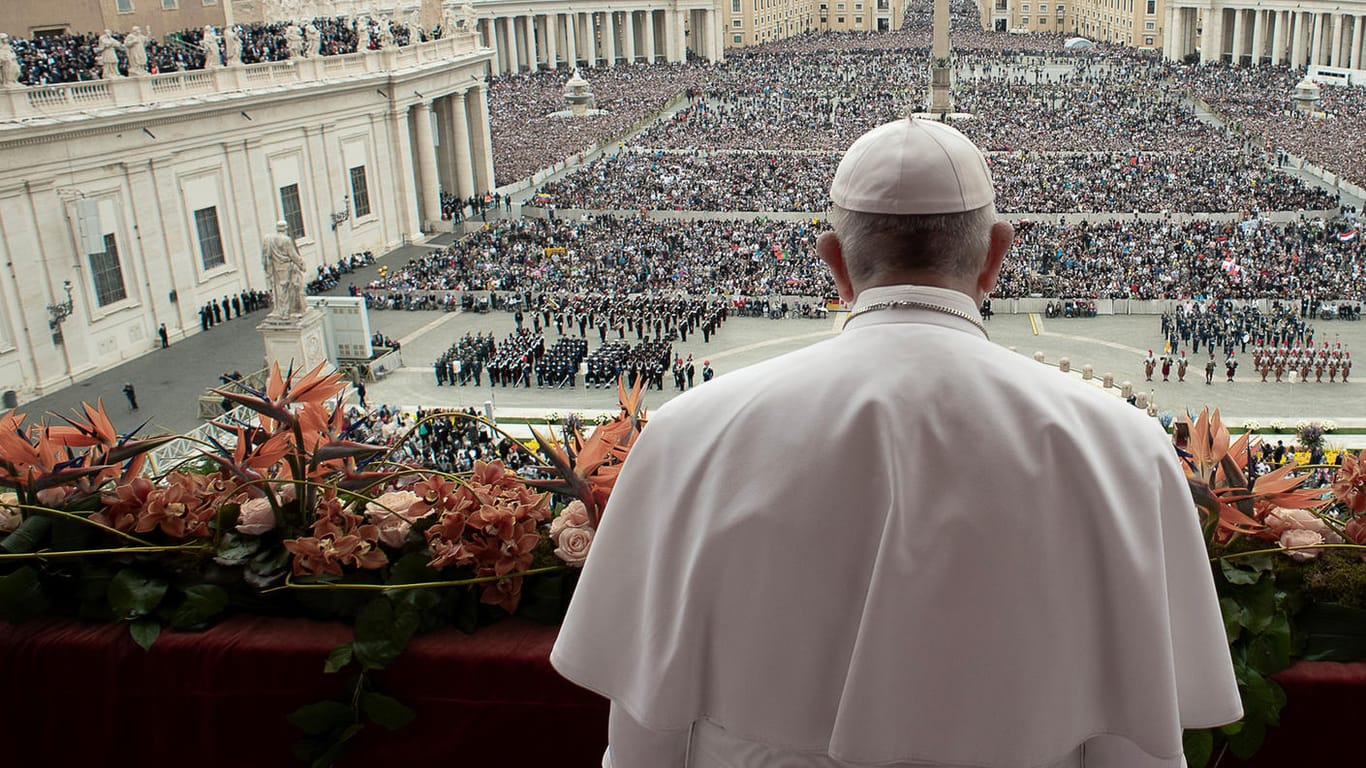 Papst Franziskus bei der Ostermesse auf dem Petersplatz im Vatikan: Konservative fahren einen scharfen Angriff auf das Oberhaupt der Katholischen Kirche.