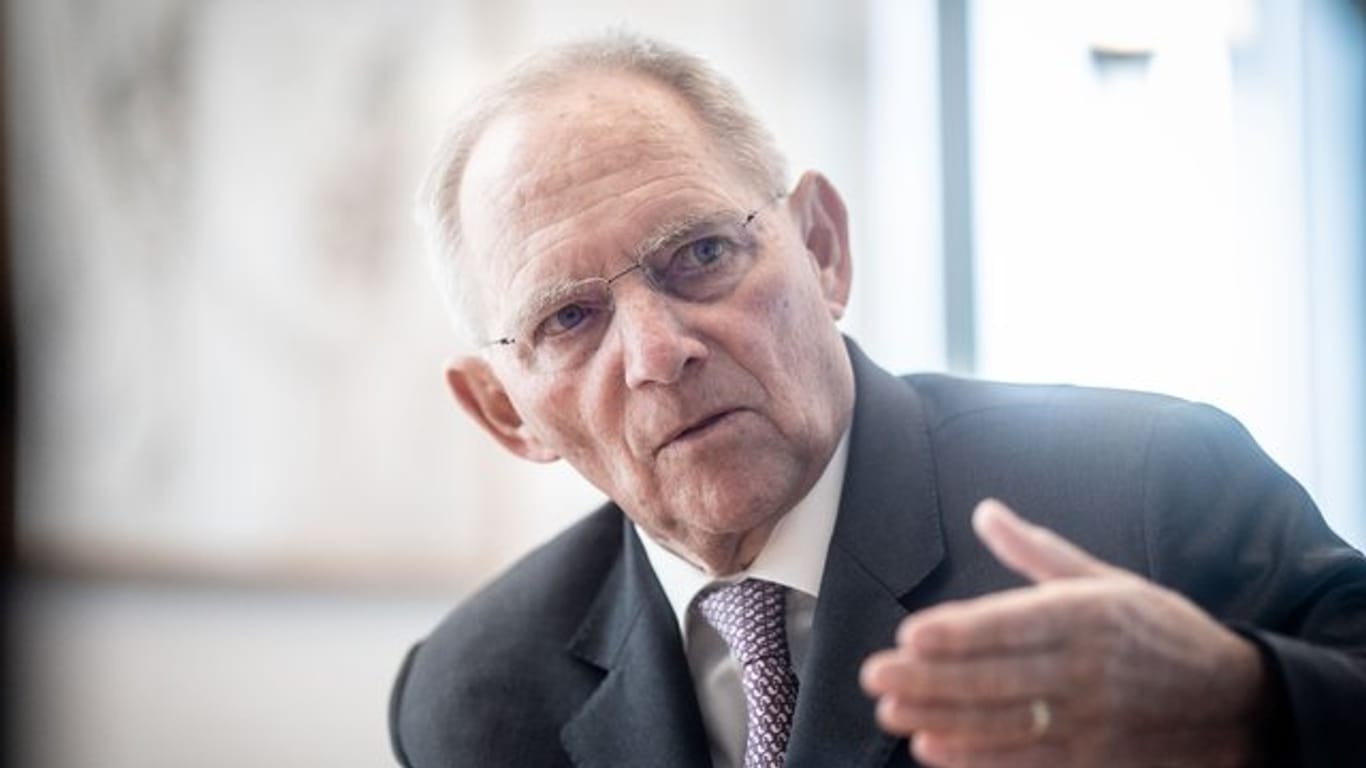 Bundestagspräsident Wolfgang Schäuble plädiert für eine Änderung des Abstimmungsverfahrens im Bundesrat.