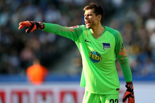 Herthas Rune Jarstein soll sich zeitnah einer Knie-Operation unterziehen.