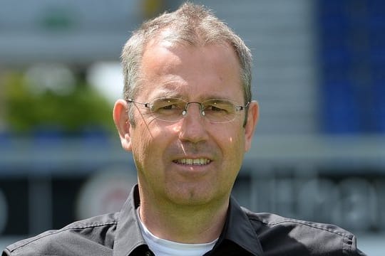 U17-Trainer Michael Feichtenbeiner musste sich mit seiner Mannschaft zum EM-Auftakt mit 1:3 gegen Italien geschlagen geben.