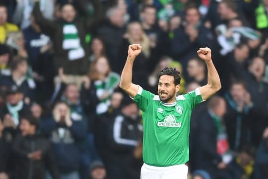 Claudio Pizarro hat den Rekord als ältester Bundesliga-Torschütze weiter ausgebaut.