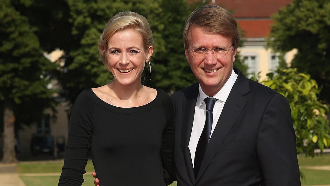 Nina Hebisch und Ronald Pofalla sind seit August 2016 verheiratet.