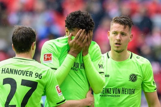 Trotz der Niederlage biem FC Bayern München kann Hannover 96 den Klassenerhalt noch schaffen.