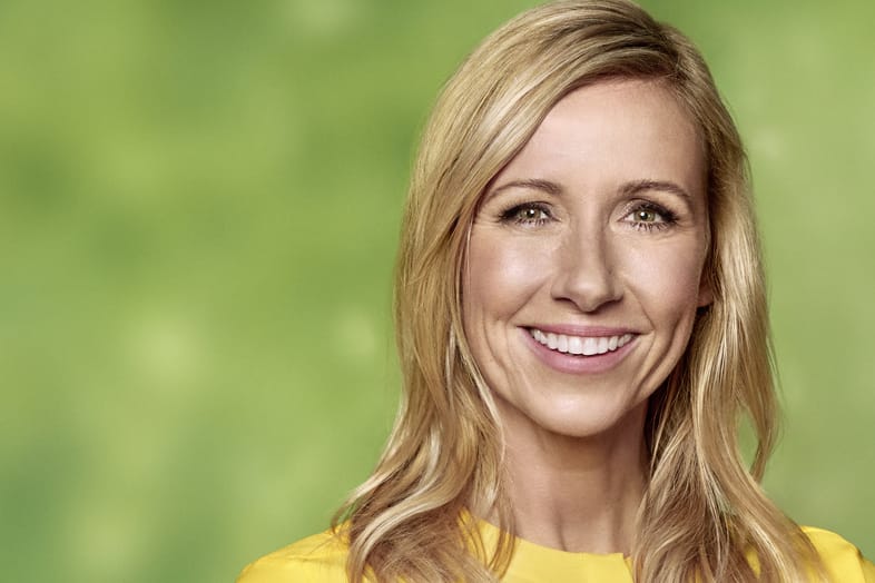 Andrea Kiewel: Sie heißt das Publikum sonntags zum "ZDF-Fernsehgarten" willkommen.