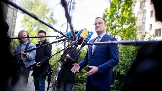 Jens Spahn: Der Gesundheitsminister will verpflichtende Masern-Impfungen für Kita- und Schulkinder und einem Ausschluss vom Kita-Besuch durchsetzen.