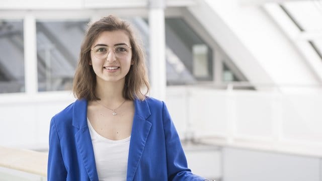 Ilka Schunke macht in Berlin eine Ausbildung zur Veranstaltungskauffrau.