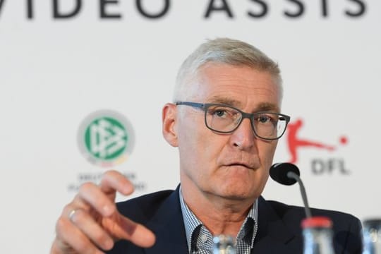 Räumt bei der Arbeit der Bundesliga-Referees Handlungsbedarf ein: DFB-Schiedsrichter-Obmann Lutz Michael Fröhlich.
