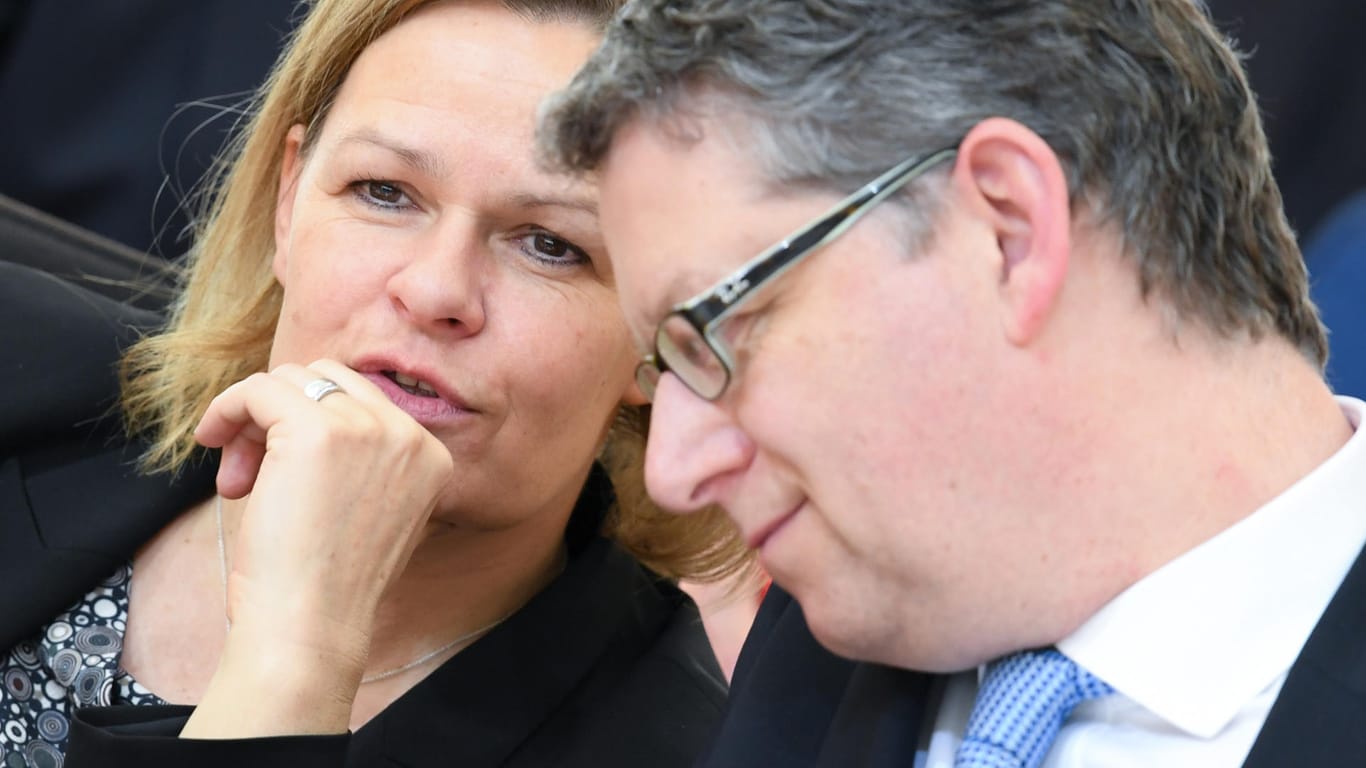 Thosten Schäfer-Gümbel und seine wahrscheinliche Nachfolgerin, die Landtagsabgeordnete Nancy Faeser.