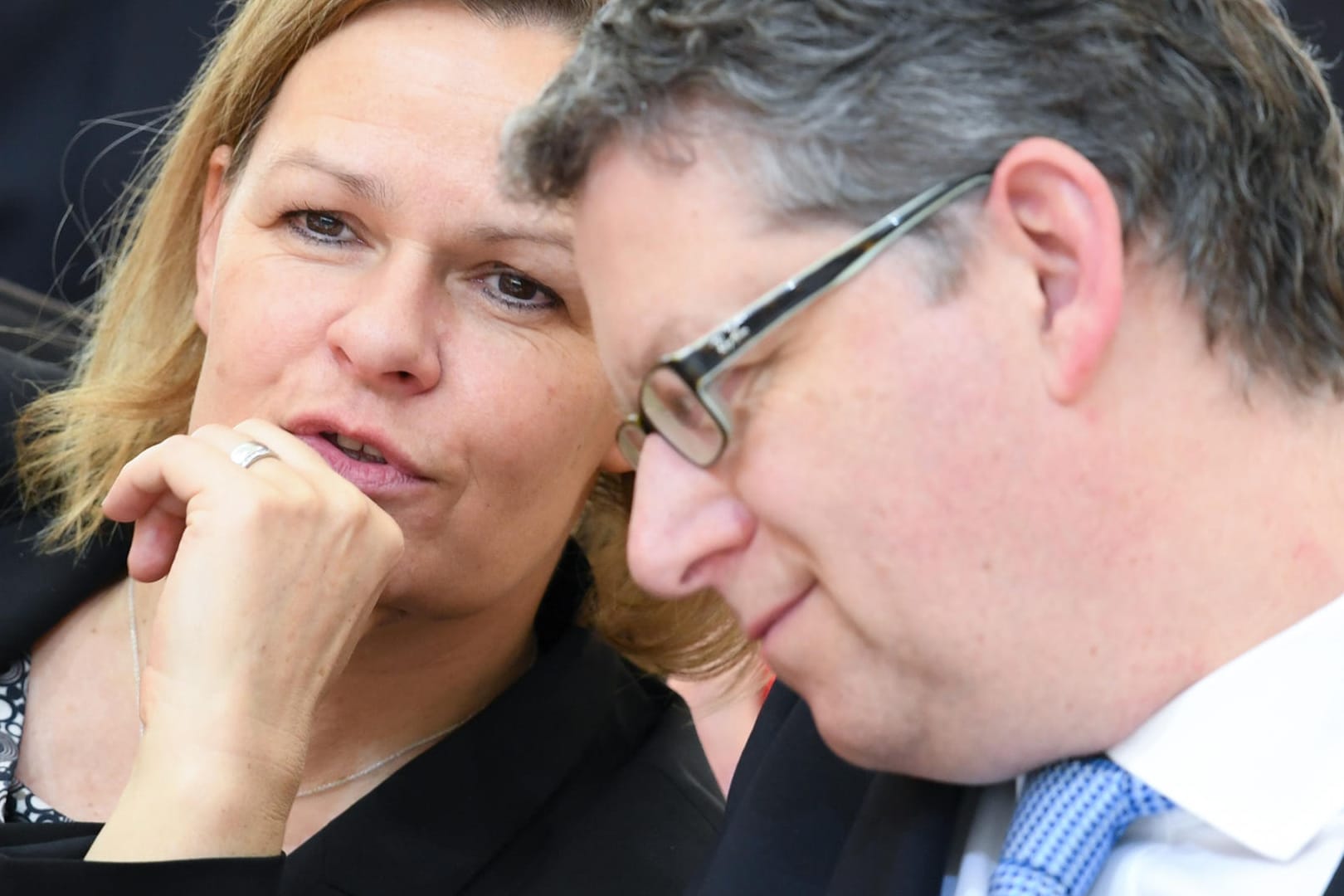 Thosten Schäfer-Gümbel und seine wahrscheinliche Nachfolgerin, die Landtagsabgeordnete Nancy Faeser.