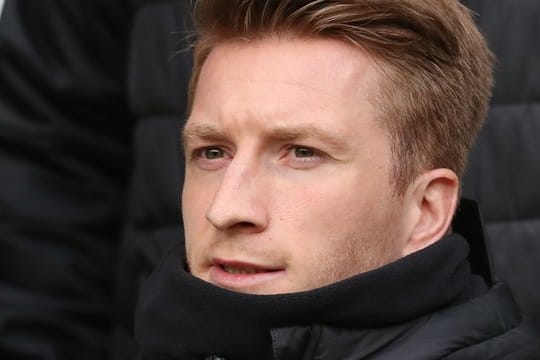 Marco Reus saß beim Spiel in Werder Bremen am Spielfeldrand.