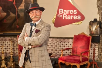 "Bares für Rares": Horst Lichter steht für die erfolgreiche Sendung als Moderator vor der Kamera.