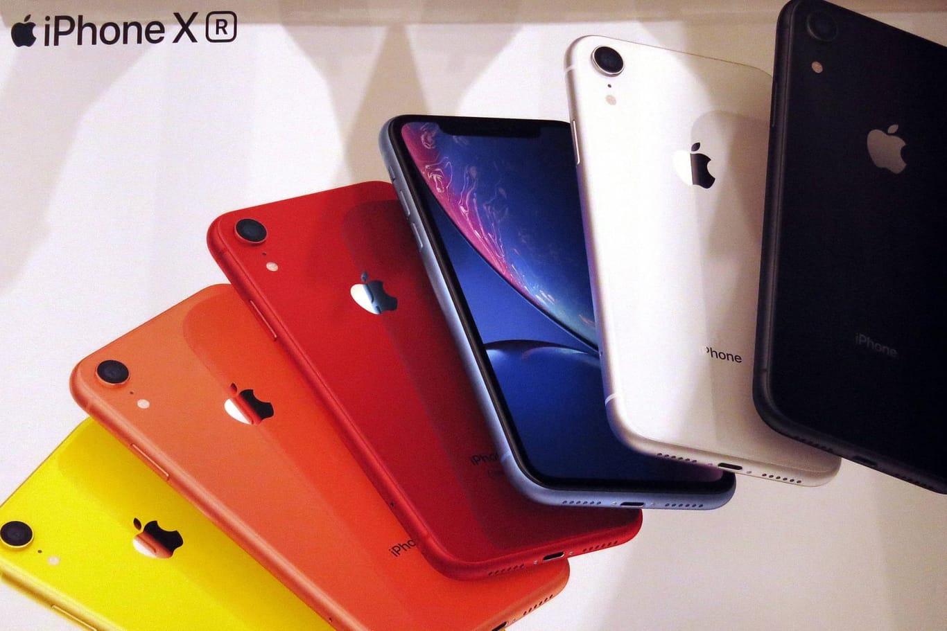 iPhone XR: Apples neues iPhone soll weniger Akkuleistung haben als der Hersteller verspricht.