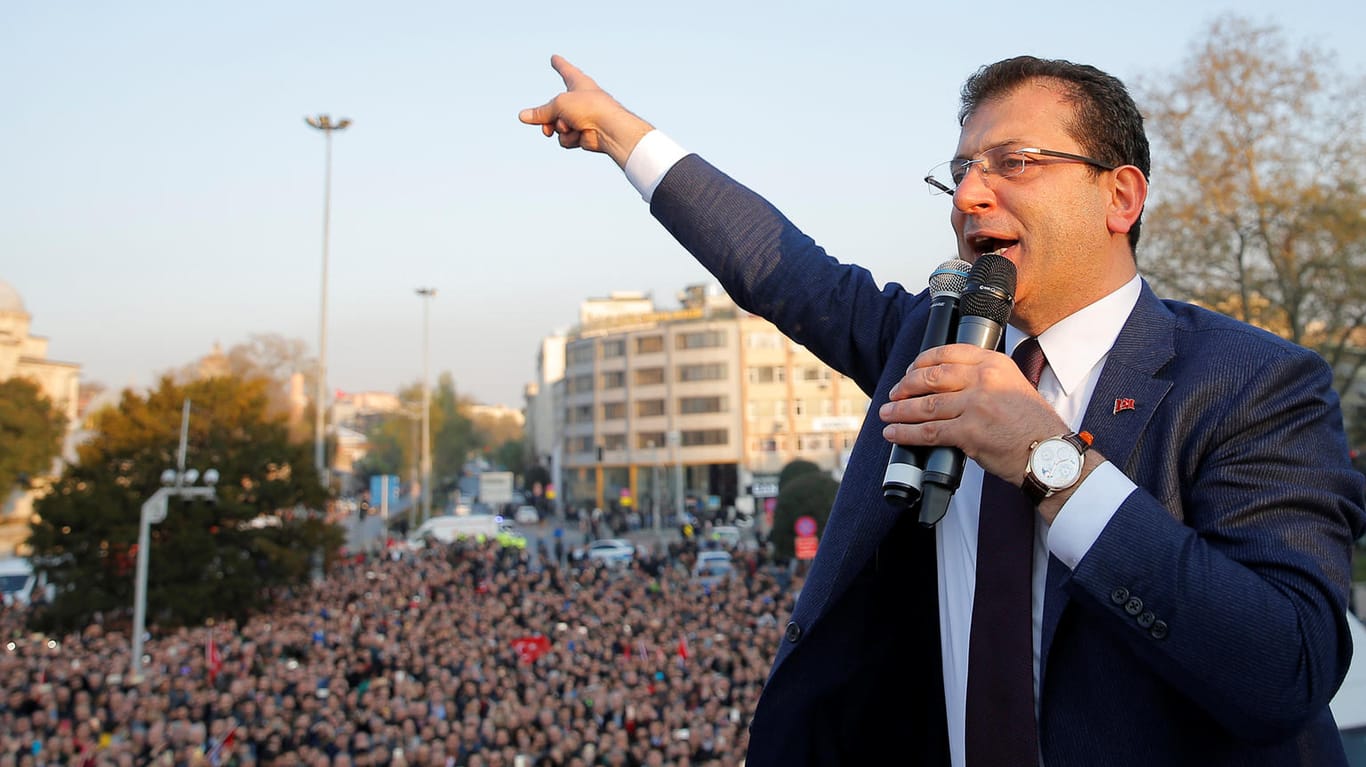 CHP-Kandidat Ekrem Imamoglu: Er hatte die Wahl für sich entschieden – sehr zum Ärger der regierenden Erdogan-Partei AKP.