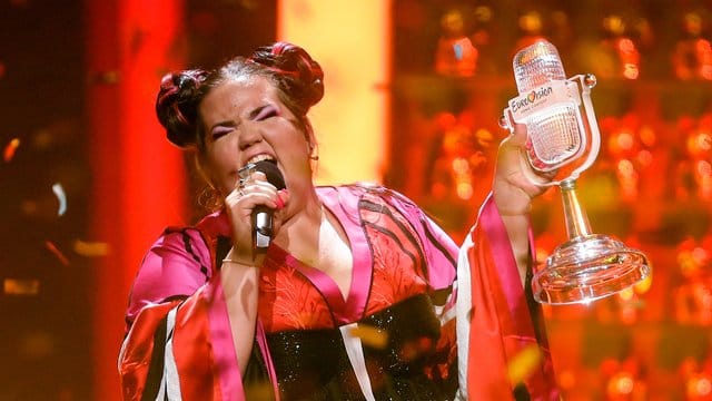 Die israelische Sängerin Netta Barzilai gewann mit ihrem Song "Toy" den 63. Die israelische Sängerin Netta Barzilai gewann mit ihrem Song "Toy" den 63.