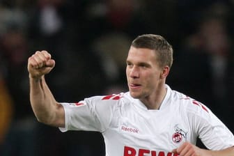 Freute sich im fernen Japan über den Aufstieg seines Herzensclub FC Köln: Lukas Podolski.