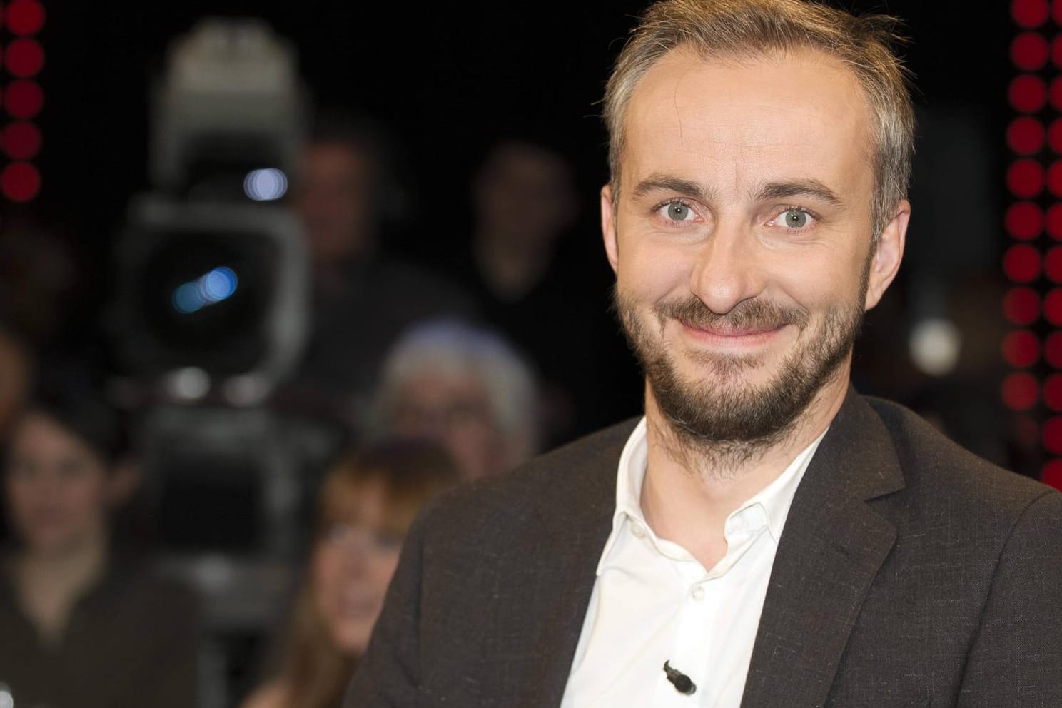 Der Satiriker Jan Böhmermann: Eine kontroverse Ausstellung nahm der ORF als Anlass für ein Interview – dann distanzierte sich der Sender.