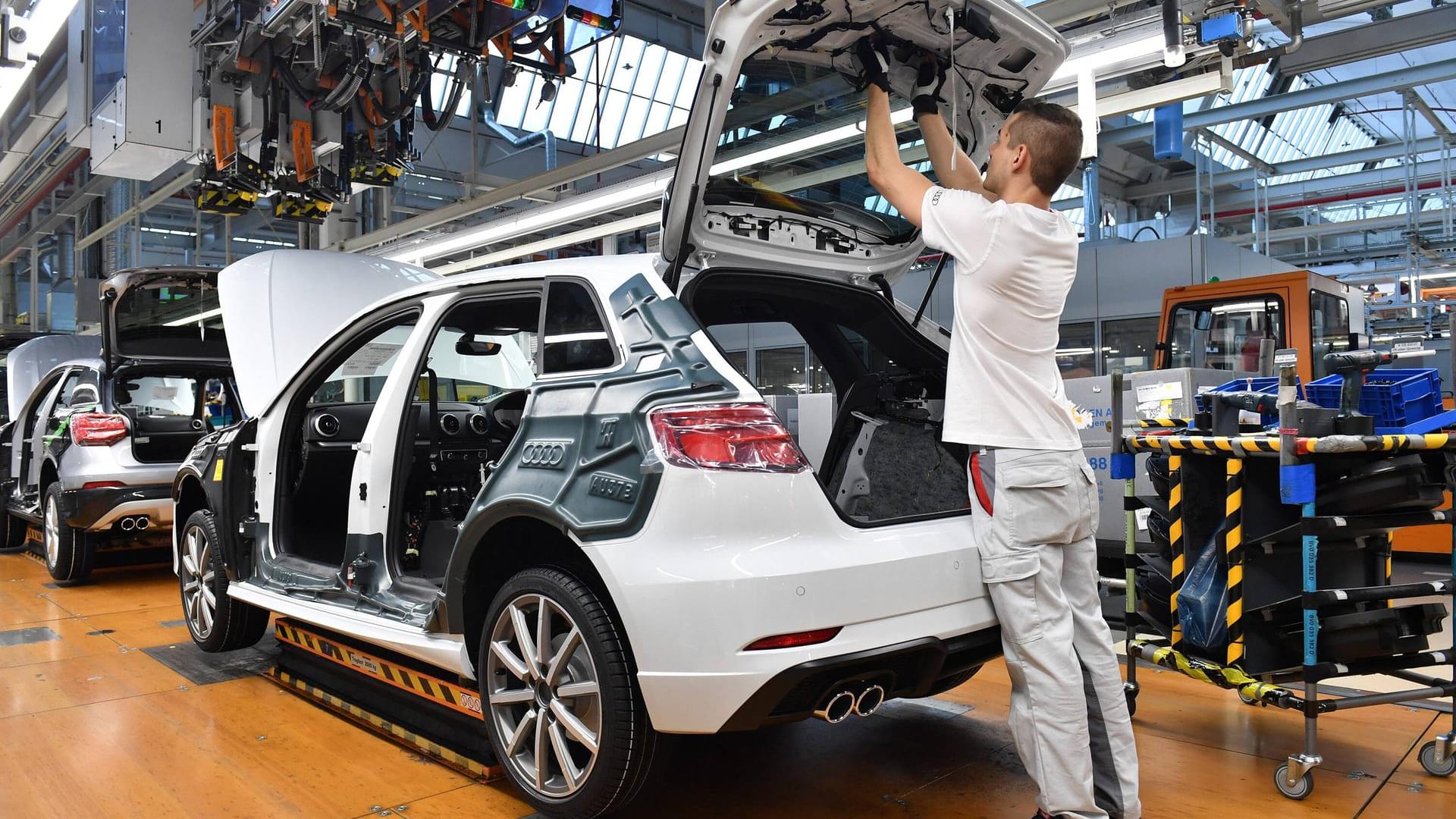 Autoproduktion bei Audi: In Deutschland hängen besonders viele Arbeitsplätze an der Autoindustrie.