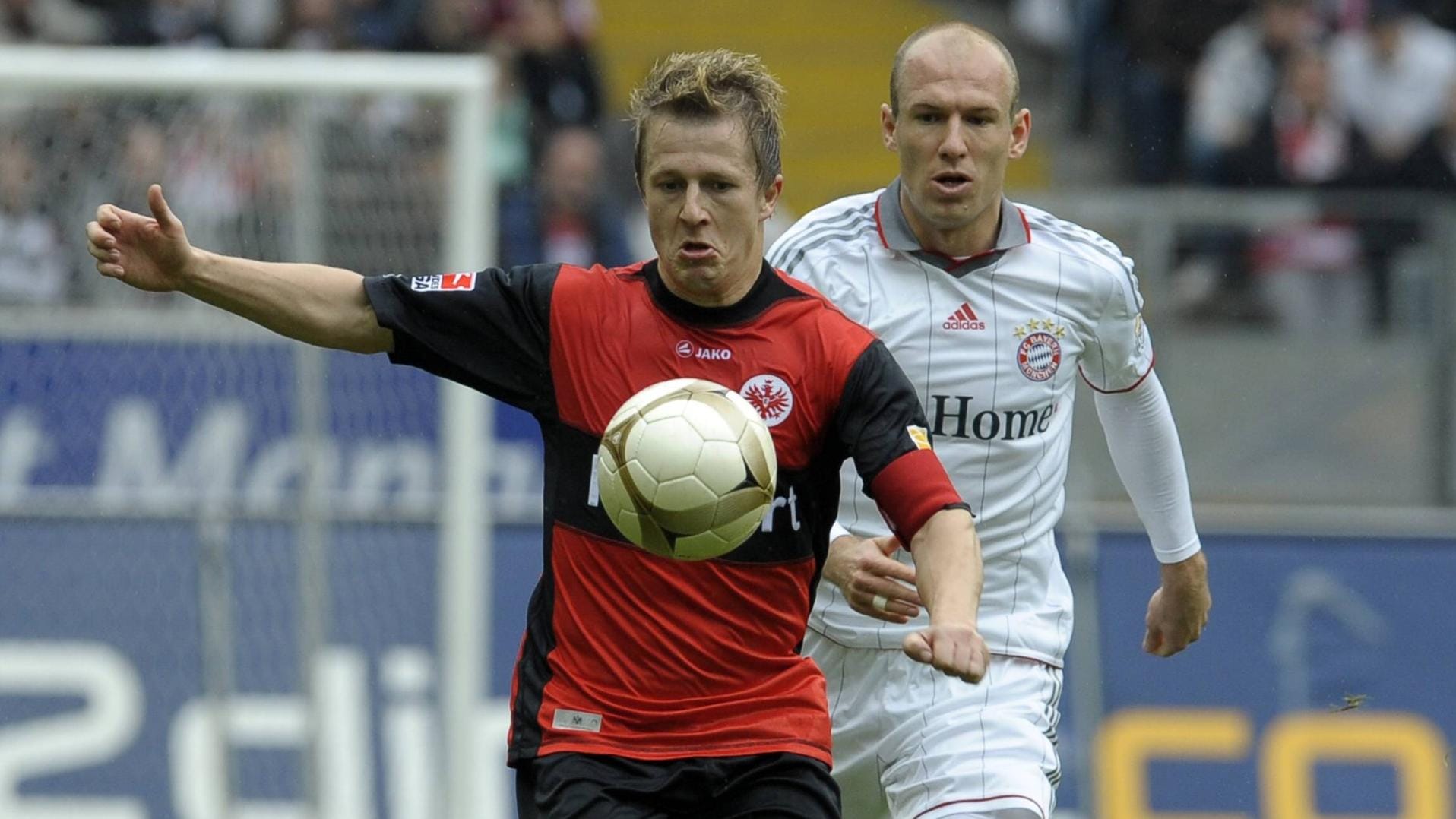 Von 2005 bis 2010 spielte Christoph Spycher (links) für Eintracht Frankfurt.