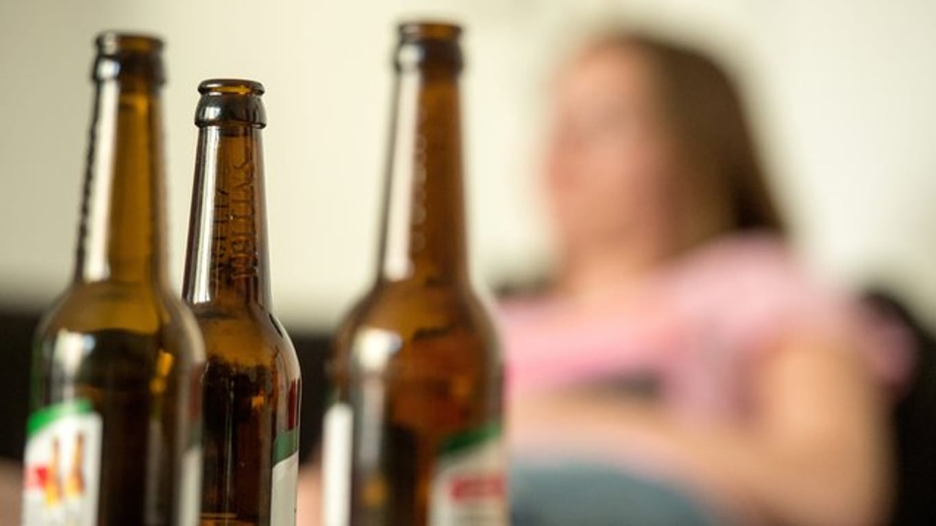Für die Untersuchung analysierten die Forscher Daten zum Alkoholkonsum von Menschen von 15 bis 99 Jahren aus 189 Ländern für die Jahre 1990, 2010 und 2017.