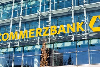 Commerzbank: Die deutsche Großbank will nach dem Fusionsabbruch ihre eigene Stärke beweisen.