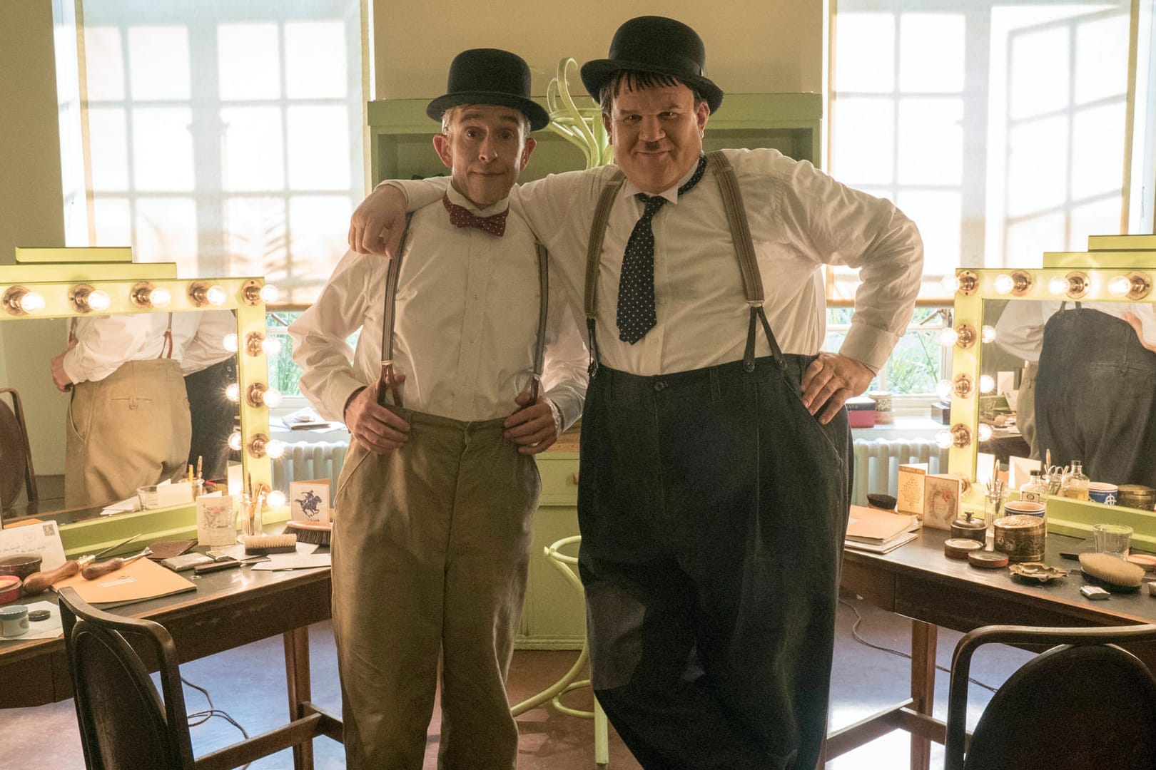 Steve Coogan (links) als Stan Laurel und John C Reilly als Oliver Hardy: Der Film "Stan & Ollie" kommt am 9. Mai 2019 in die deutschen Kinos.