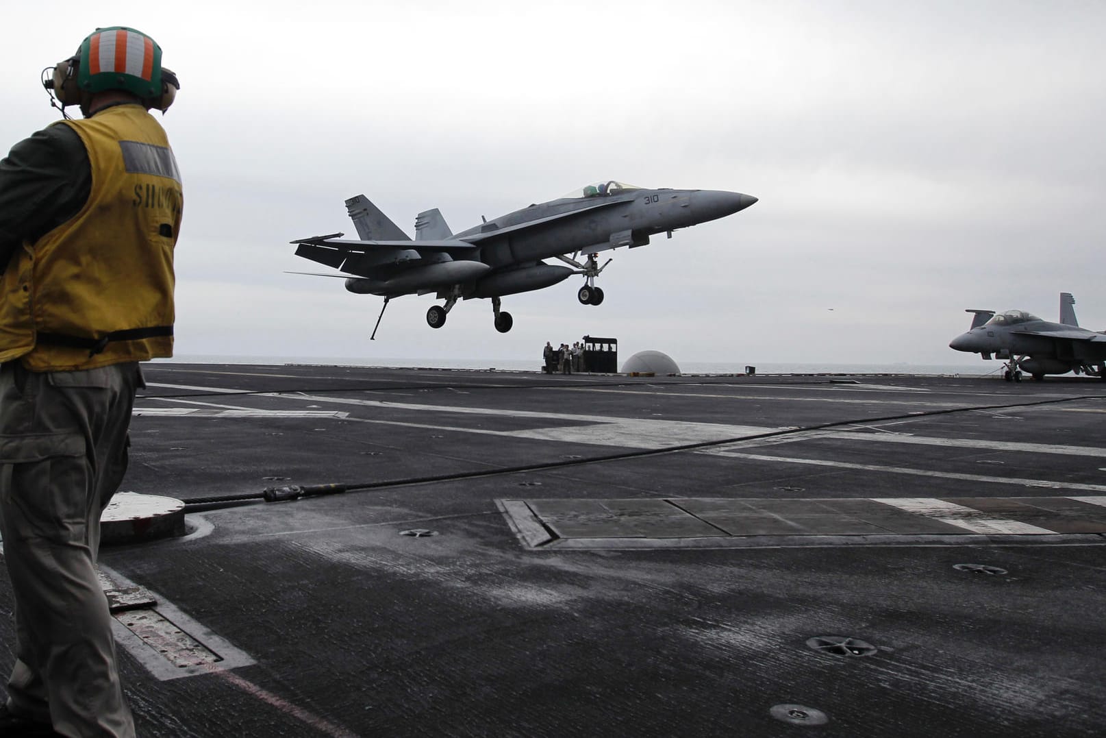 Flugzeuträger "USS Abraham Lincoln": Die USA erhöhen den Druck auf Iran (Archivfoto).