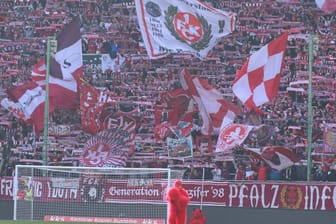 Der Betzenberg in Kaiserslautern: Am 27. Mai gastiert der FC Bayern zum "Retterspiel".