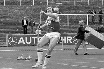 Bild aus dem Jahre 1977: Michael Wessing von der TV Wattenscheid bei den Deutschen Meisterschaften.
