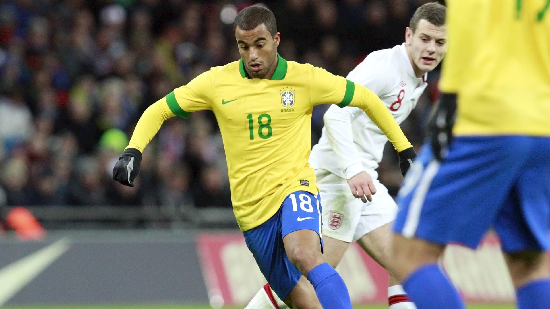 Zuletzt nur noch ein seltener Anblick: Lucas Moura 2013 bei der brasilianischen Nationalmannschaft.