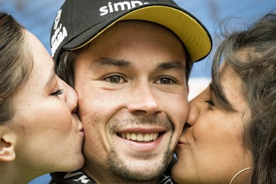 Der Slowene Primoz Roglic hat sich nach einer beeindruckenden Saison als Favorit für den Giro d'Italia empfohlen.