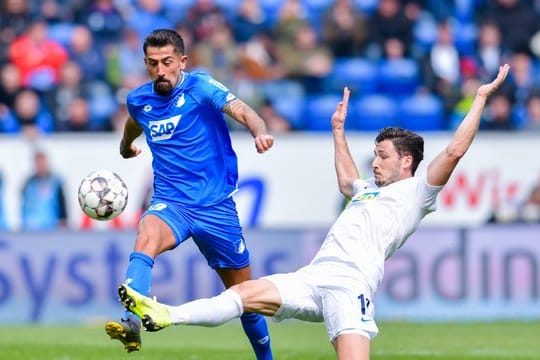 Geht von Hoffenheim nach Leverkusen: Kerem Demirbay (l) in Aktion.
