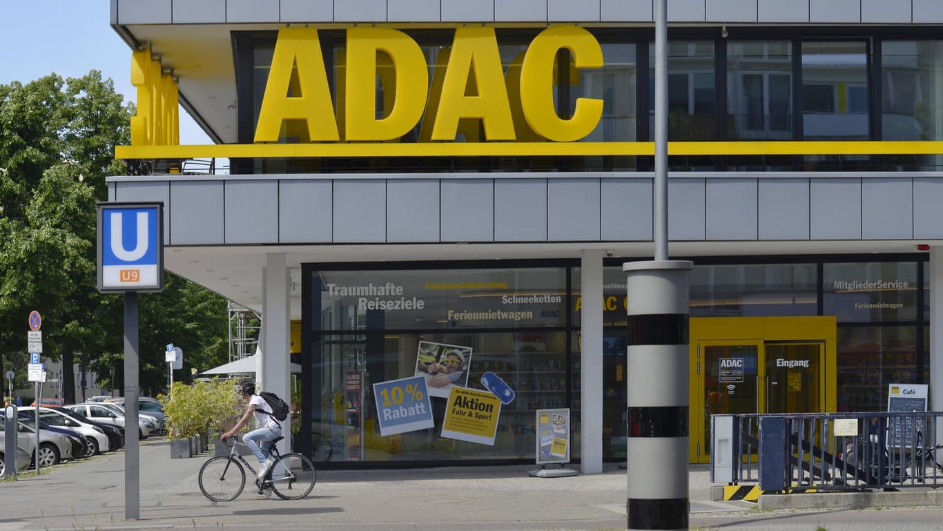 ADAC-Filiale in Berlin: Vor allem die Kosten der Pannenhilfe haben dem Verein die Bilanz verhagelt, sagt sein Präsident.