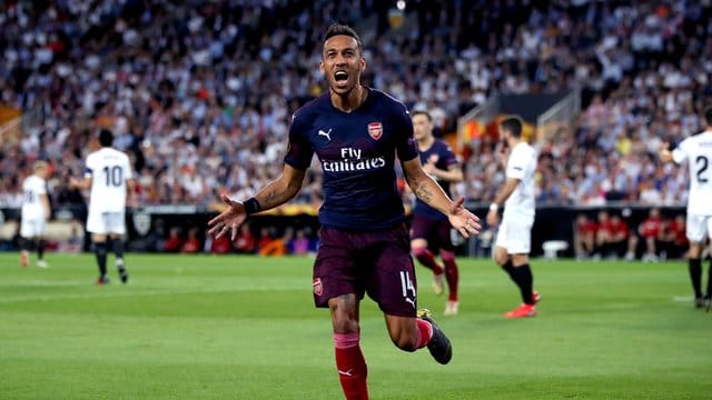 Arsenals Pierre-Emerick Aubameyang feiert sein Tor in Valencia.