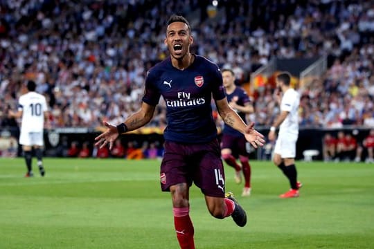 Arsenals Pierre-Emerick Aubameyang feiert sein Tor in Valencia.