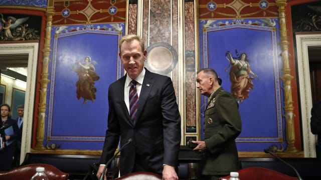 Patrick Shanahan war seit 2017 zunächst Vize-Verteidigungsminister und Anfang 2019 zum kommissarischen Pentagon-Chef aufgerückt. Patrick Shanahan war seit 2017 zunächst Vize-Verteidigungsminister und Anfang 2019 zum kommissarischen Pentagon-Chef aufgerückt.