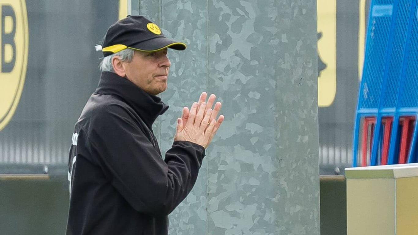Sorgen über Sorgen: BVB-Trainer Lucien Favre hat es aktuell nicht einfach.
