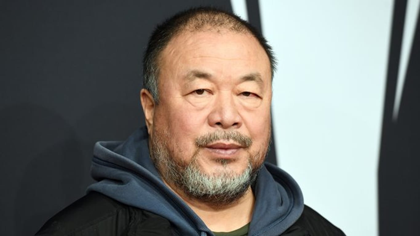 Der Künstler Ai Weiwei findet, dass der Westen zu viel Rücksicht auf China nimmt.