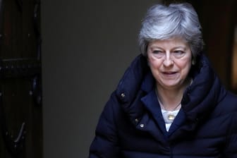 Premierministerin Theresa May hat ihren Rücktritt angekündigt. Nun wächst der Druck, einen konkreten Termin zu nennen.