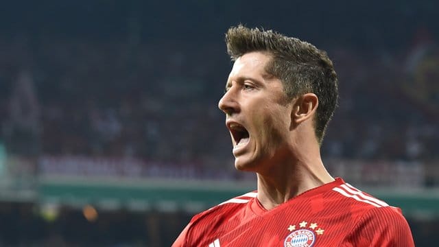 Münchens Robert Lewandowski ist beim Spiel gegen RB Leipzig dabei.