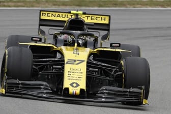 Nico Hülkenberg leistete sich mit seinem Renault einen Ausritt ins Kiesbett.