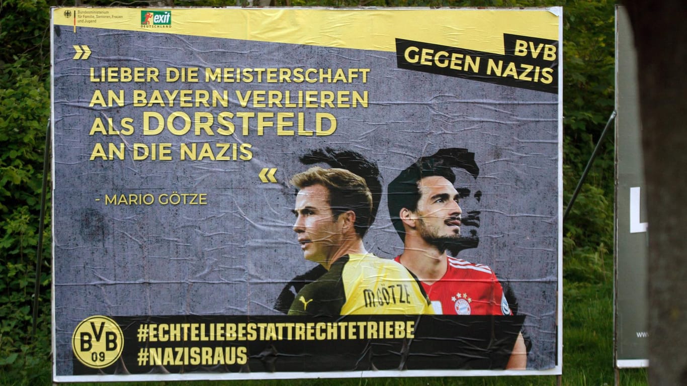 Kurios: Plakate wie diese hängen aktuell in Dortmund. Von wem sie stammen, ist noch unklar.
