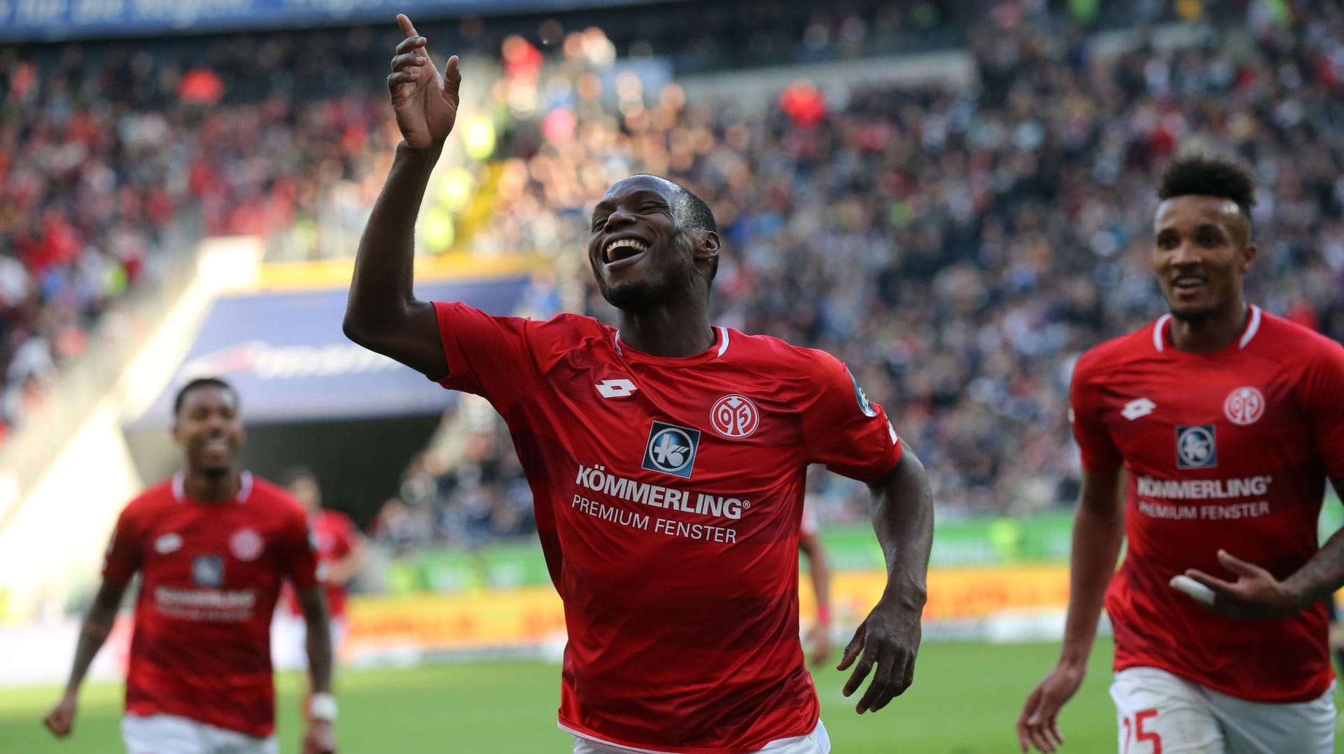Anthony Ujah jubelt: Nun wechselt der Mainzer Stürmer zum 1. FC Union Berlin.