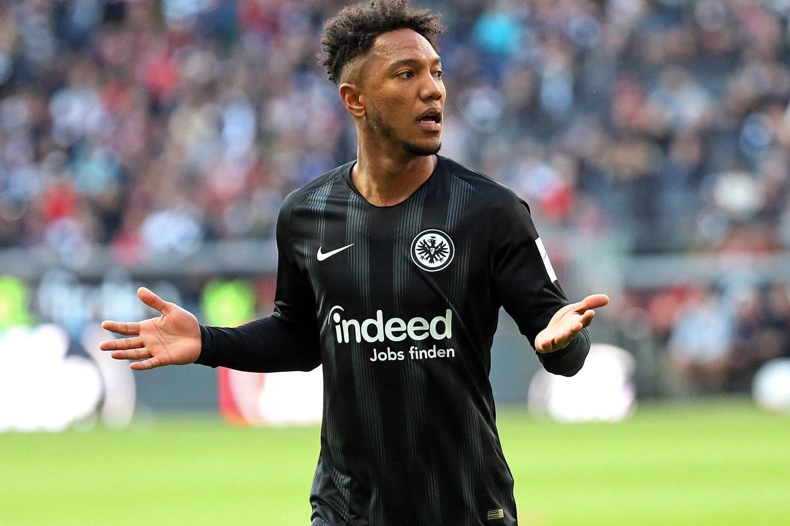 Frankfurts Jonathan de Guzman: Die Eintracht-Profis haben eine bittere Woche hinter sich.