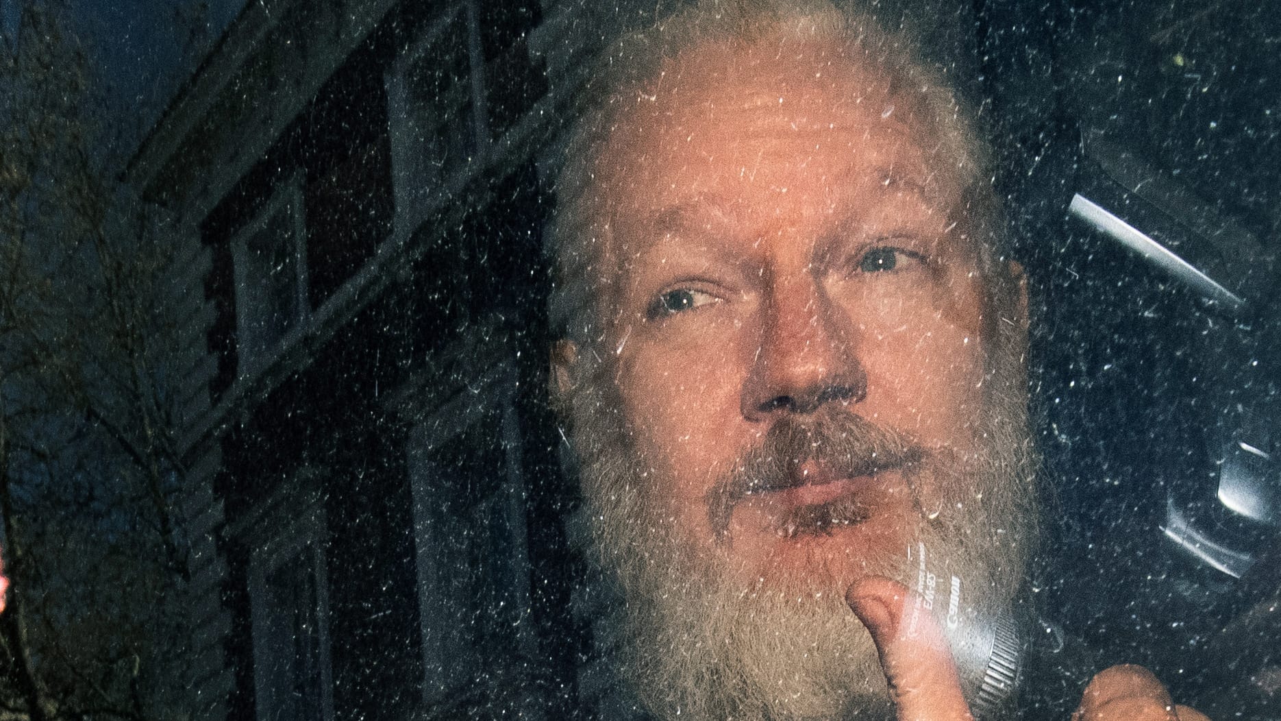 Julian Assange: Schweden nimmt die Ermittlungen gegen den Wikileaks-Mitgründer wieder auf.