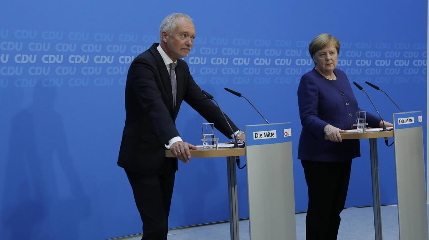 Klaus Schüler und Angela Merkel: Der 62-Jährige war jahrelang bei der CDU angestellt.