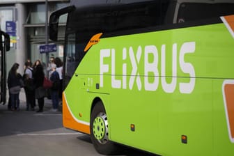 Flixbus: Auf der Fahrt von Barcelona nach Brüssel bekam eine Frau ihr Baby. (Symbolbild)