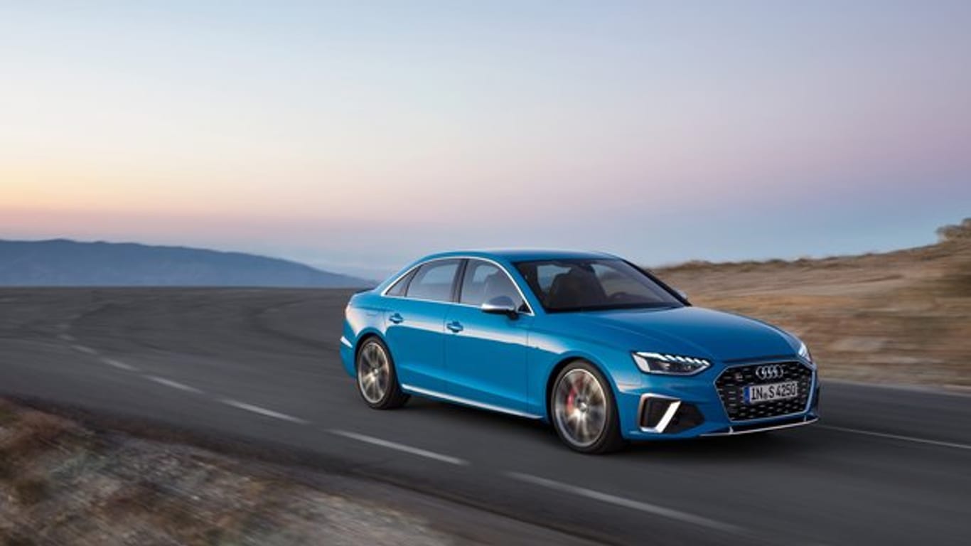Aufgefrischt: Audi hat seine Mittelklasse überarbeitet und bringt den neuen A4 im Herbst zu den Kunden.